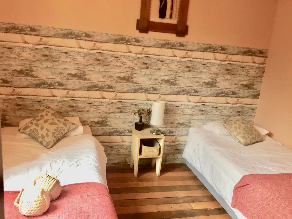 Hostal Caracol Σαντιάγκο Εξωτερικό φωτογραφία